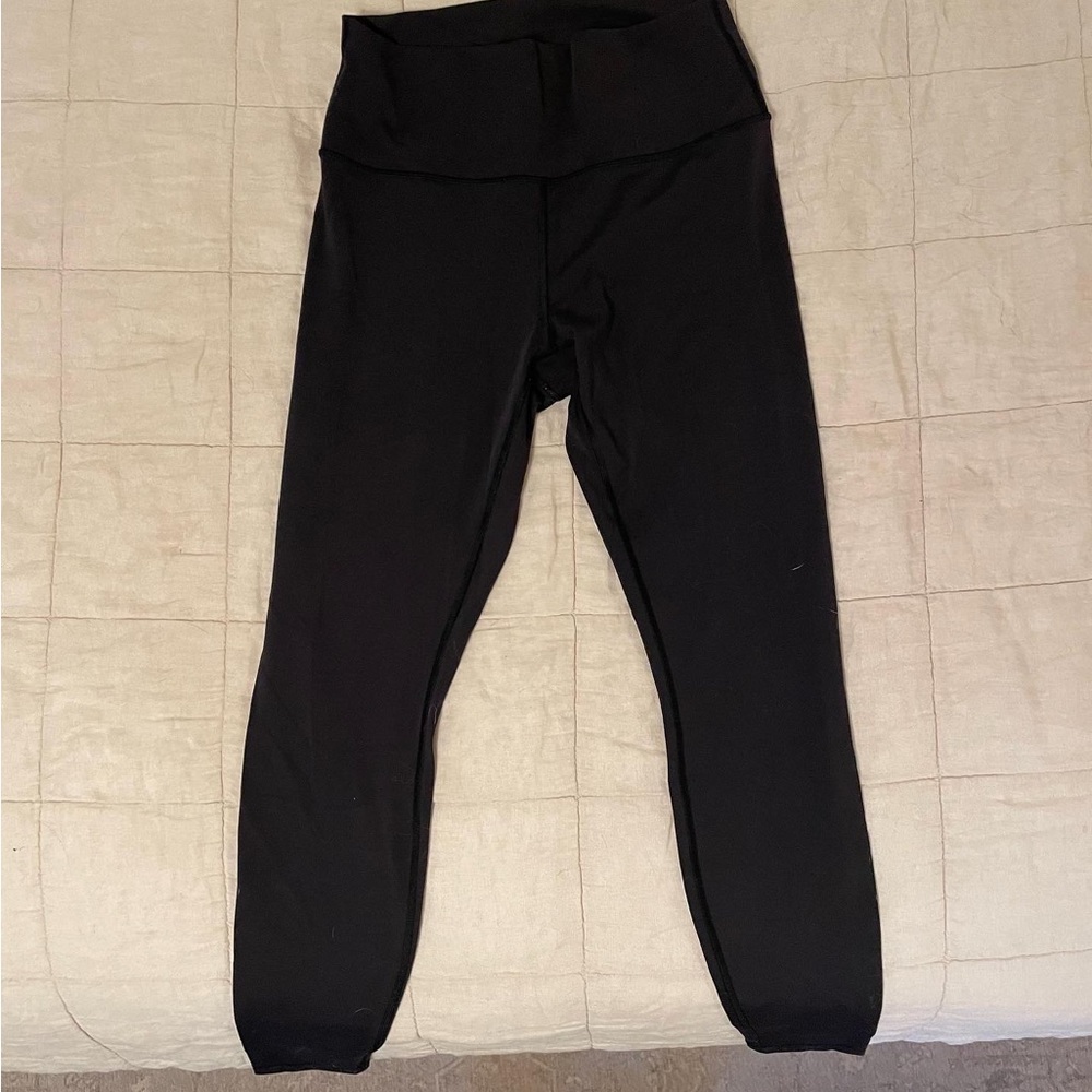 GUC Lululemon Wunder Under Leggings size 10 (missing tag)